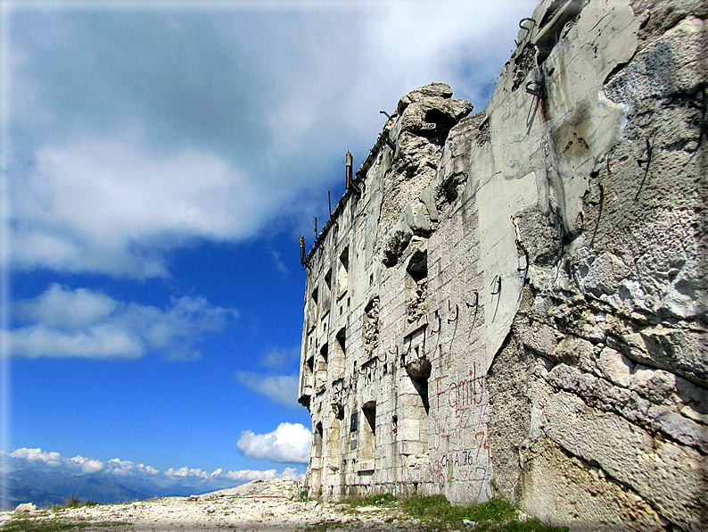 foto Resti di Forte Vezzena e Forte Verle